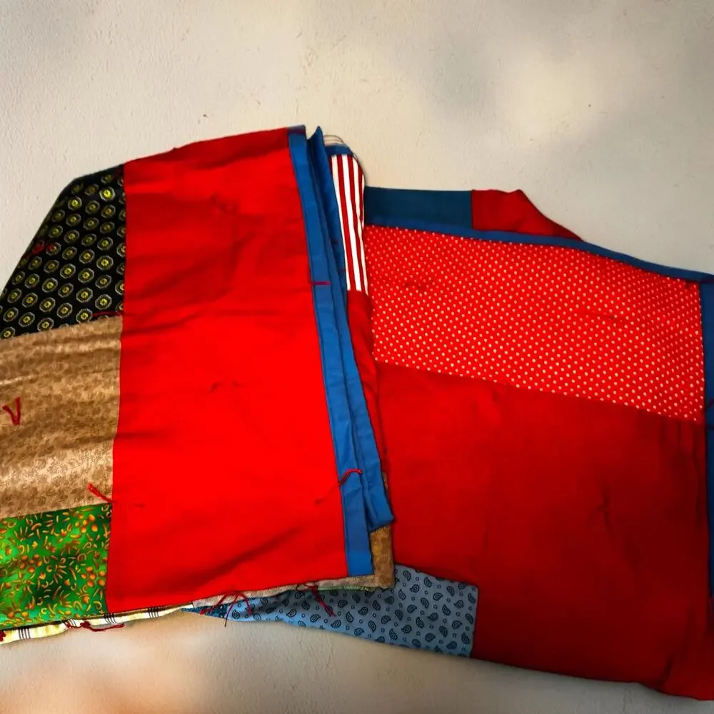 Vintage Handmade Hand-Tied Patchwork Quilt Twin 78x62 Scrappy Red Blue Cotton